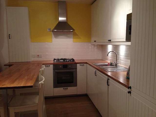  Image of 1 bedroom Apartment to rent in Hanger Lane London W5 at Greystocke Court Ealing London, W5 1EN