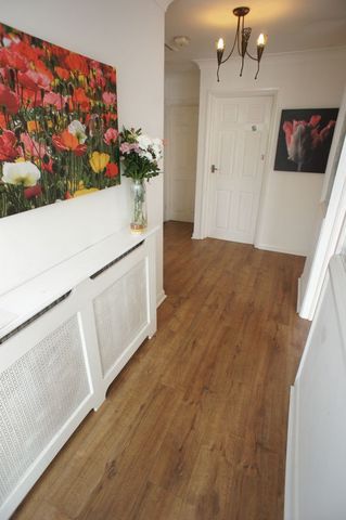  Image of 4 bedroom Detached house for sale in Griffin Avenue Canvey Island SS8 at Griffin Avenue  Canvey Island, SS8 8BE