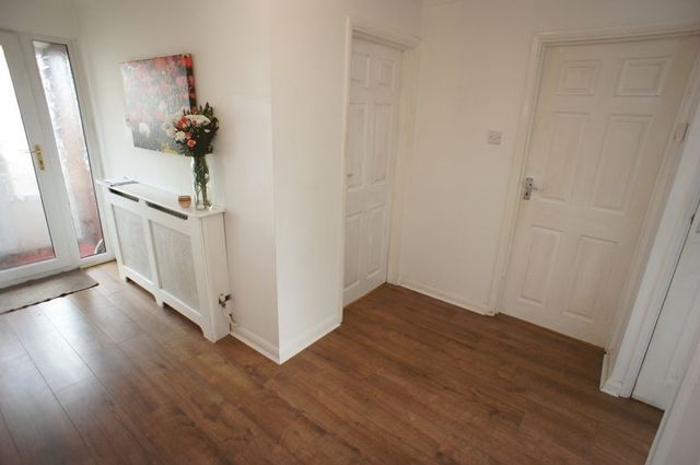  Image of 4 bedroom Detached house for sale in Griffin Avenue Canvey Island SS8 at Griffin Avenue  Canvey Island, SS8 8BE