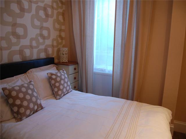  Image of 3 bedroom Flat to rent in Grindlay Street Edinburgh EH3 at Tollcross Edinburgh Edinburgh, EH3 9AS