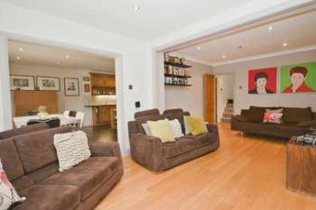  Image of 4 bedroom Detached house for sale in Grosvenor Road Northwood HA6 at Northwood, HA6 3HH