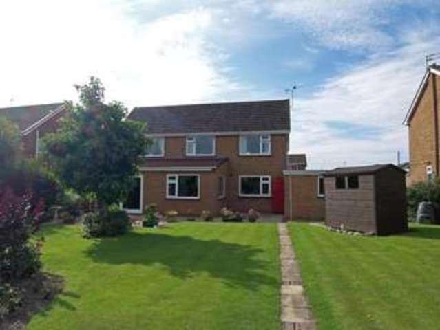  Image of 4 bedroom Detached house for sale in Grove Coach Road Retford DN22 at Grove Coach Road  Retford, DN22 7HB