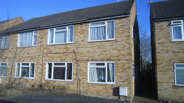  Image of 2 bedroom Maisonette for sale in Gulliver Close Northolt UB5 at Middlesex  Northolt, UB5 5QB