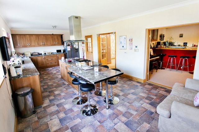  Image of 5 bedroom Property for sale in Yarmouth Road Lowestoft NR32 at Yarmouth Road  Lowestoft, NR32 4AQ