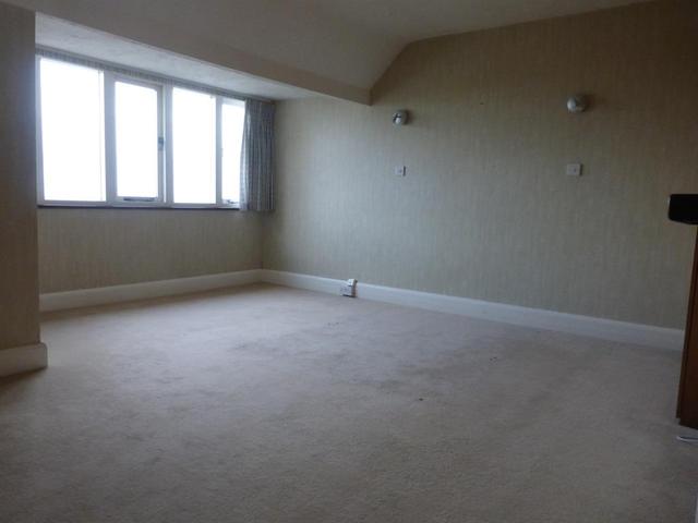  Image of 2 bedroom Flat for sale in Gunton Cliff Lowestoft NR32 at Gunton Cliff  Lowestoft, NR32 4PE