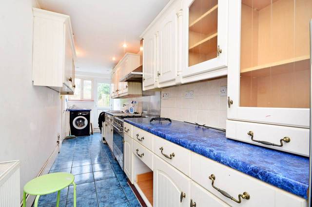  Image of 5 bedroom Detached house for sale in Gunton Road London E5 at Gunton Road  Hackney, E5 9JS