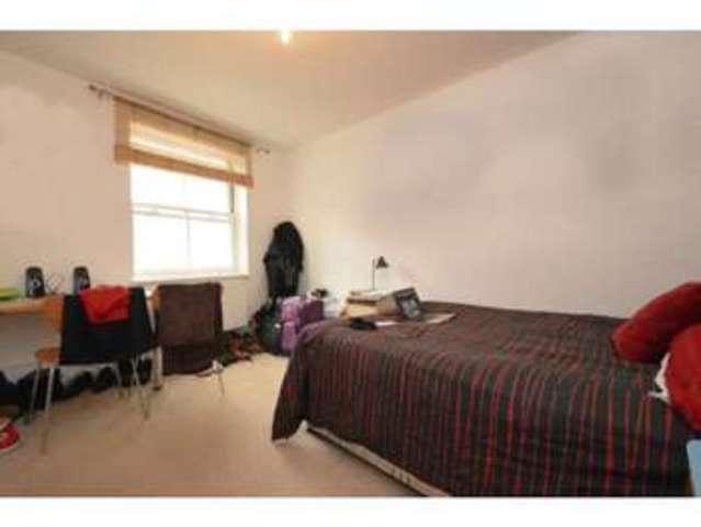  Image of 2 bedroom Flat to rent in Hackney Road London E2 at 40 Hackney Road  London, E2 7PA