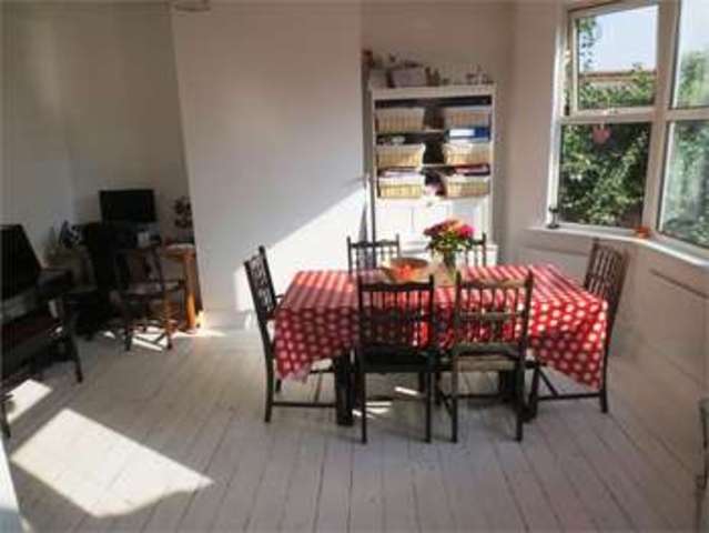 Image of 3 bedroom Terraced house for sale in Hainault Avenue Westcliff-on-Sea SS0 at Hainault Avenue Westcliff on sea Prittlewell, SS0 9HB