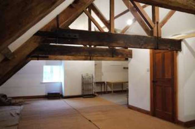  Image of 5 bedroom Detached house for sale in Luddington Luddington Scunthorpe DN17 at Luddington North Lincolnshire, DN17 4QS