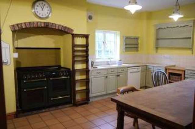  Image of 5 bedroom Detached house for sale in Luddington Luddington Scunthorpe DN17 at Luddington North Lincolnshire, DN17 4QS