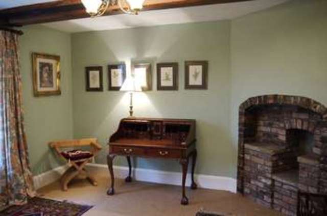  Image of 5 bedroom Detached house for sale in Luddington Luddington Scunthorpe DN17 at Luddington North Lincolnshire, DN17 4QS