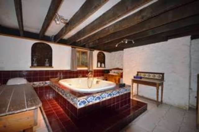  Image of 5 bedroom Detached house for sale in Haldon Terrace Dawlish EX7 at Haldon Terrace  Dawlish, EX7 9LN