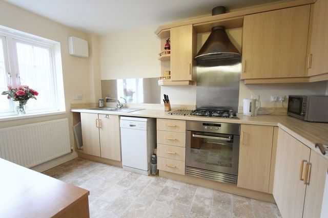  Image of 3 bedroom Terraced house for sale in Halecroft Park Kingswood Hull HU7 at Halecroft Park  Kingswood, HU7 3GQ