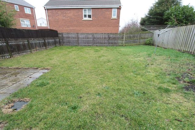  Image of 3 bedroom Terraced house for sale in Halecroft Park Kingswood Hull HU7 at Halecroft Park  Kingswood, HU7 3GQ