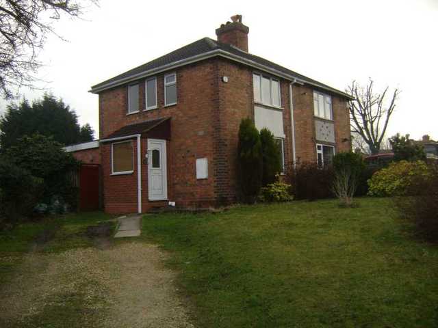  Image of 3 bedroom Semi-Detached house to rent in Halewood Grove Hall Green Birmingham B28 at Halewood Grove  Birmingham, B28 9QB