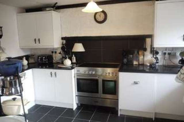  Image of 5 bedroom Detached house for sale in High Street Airmyn Goole DN14 at High Street Airmyn East Yorkshire, DN14 8LF