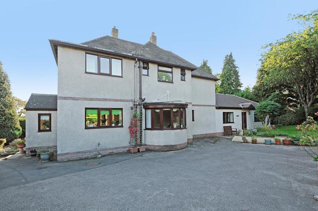  Image of 4 bedroom Detached house for sale in Hall Lane Horsforth Leeds LS18 at Horsforth Leeds Horsforth, LS18 5EG