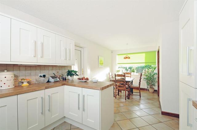  Image of 4 bedroom Detached house for sale in Hall Lane Horsforth Leeds LS18 at Horsforth Leeds Horsforth, LS18 5EG