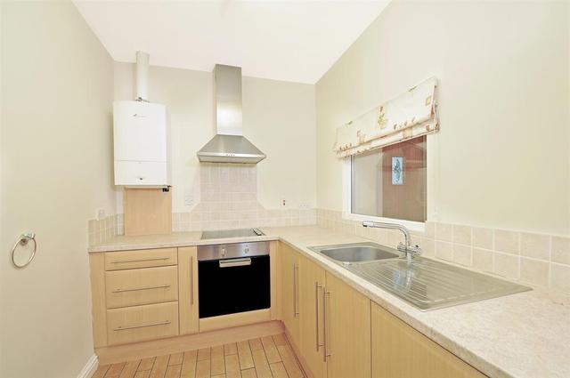  Image of 4 bedroom Detached house for sale in Hall Lane Horsforth Leeds LS18 at Horsforth Leeds Horsforth, LS18 5EG
