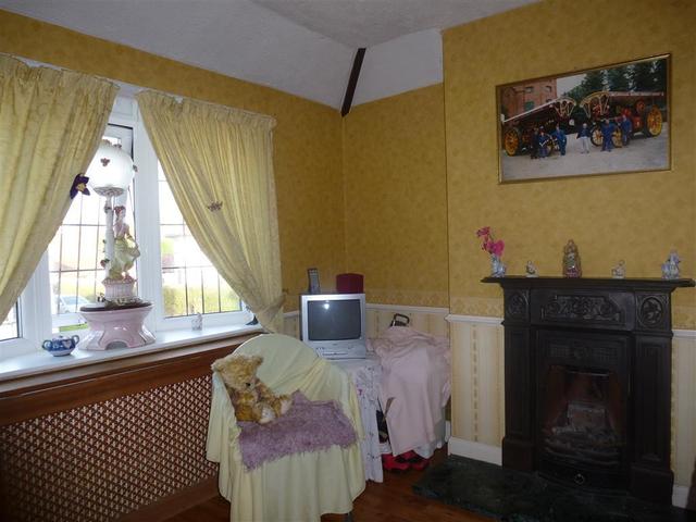  Image of 3 bedroom Commercial Property for sale in Hall Road Lowestoft NR32 at Hall Road  Lowestoft, NR32 3NL