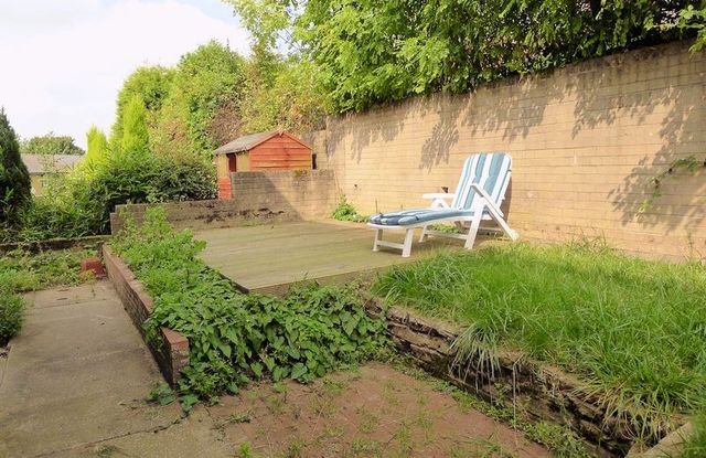  Image of 2 bedroom Semi-Detached house to rent in Halliwell Road Prestwich Manchester M25 at Halliwell Road  Prestwich, M25 9SY