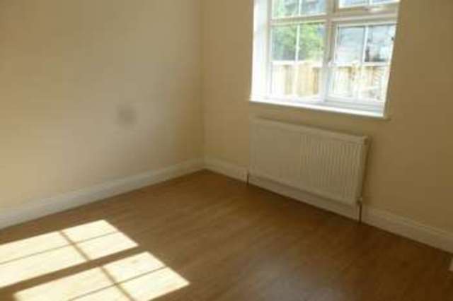  Image of 2 bedroom Ground Flat for sale in Hallowell Road Northwood HA6 at Northwood, HA6 1DW