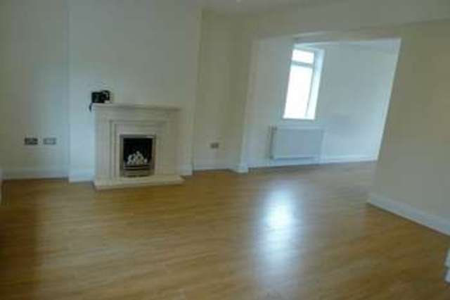  Image of 2 bedroom Property for sale in Hallowell Road Northwood HA6 at Northwood, HA6 1DW