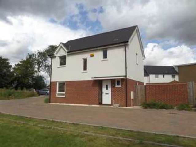  Image of 3 bedroom Detached house for sale in Hambledines Giffard Park Milton Keynes MK14 at Milton Keynes, MK14 5FS