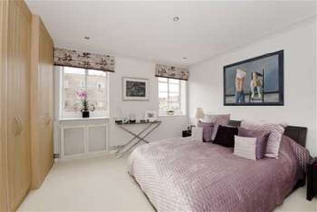  Image of 3 bedroom Flat for sale in Maida Vale London W9 at London, W9 1QR