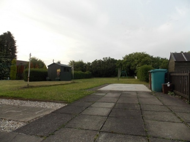  Image of 2 bedroom Flat to rent in Hamilton Crescent Coatbridge ML5 at Coatbridge North Lanarkshire North Lanarkshire, ML5 4BS