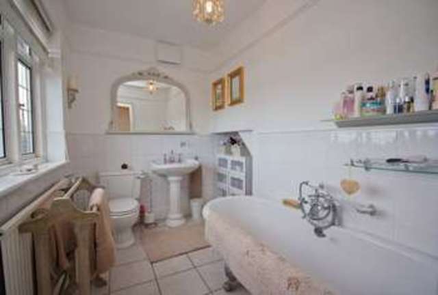  Image of 5 bedroom Detached house for sale in Hampermill Lane Watford WD19 at Watford, WD19 4PJ