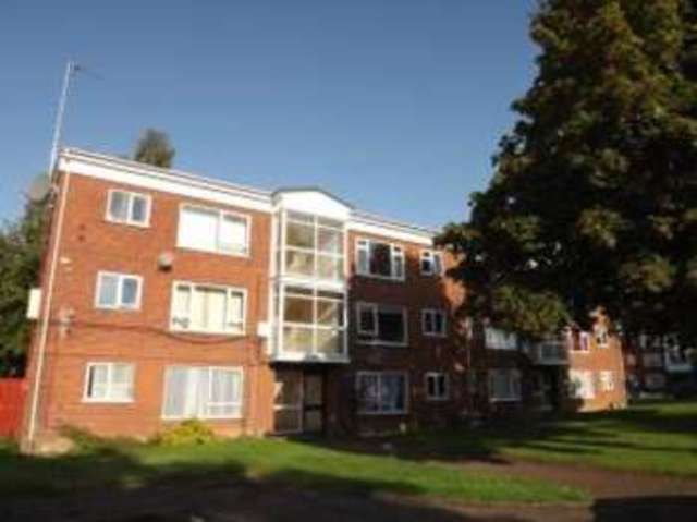  Image of 2 bedroom Flat for sale in Handley Grove Warwick CV34 at Warwick Warwickshire Warwick, CV34 5UX