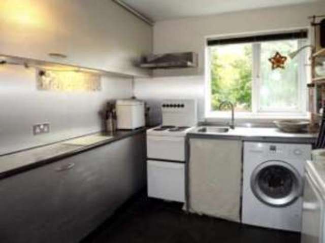  Image of 2 bedroom Flat for sale in Handley Grove Warwick CV34 at Warwick Warwickshire Warwick, CV34 5UX