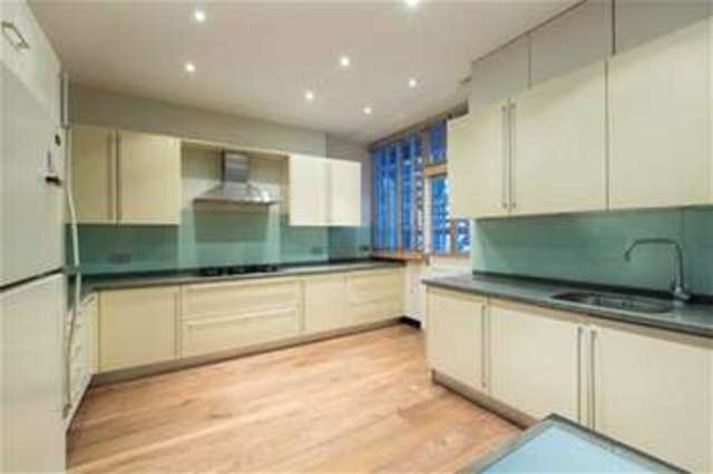  Image of 5 bedroom Flat to rent in St. Johns Wood High Street London NW8 at St John