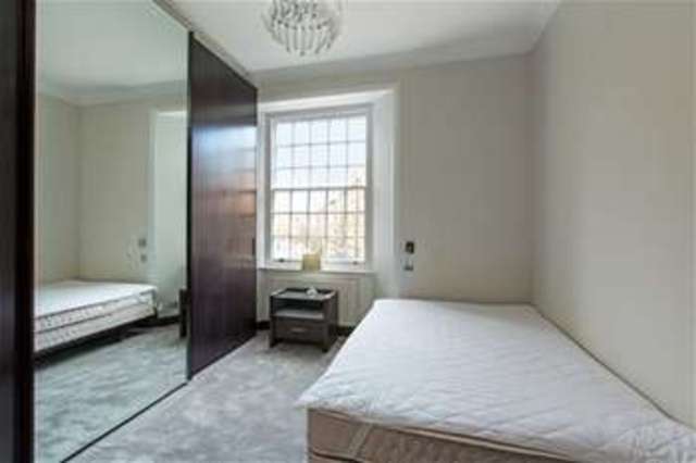  Image of 5 bedroom Flat to rent in St. Johns Wood High Street London NW8 at St John