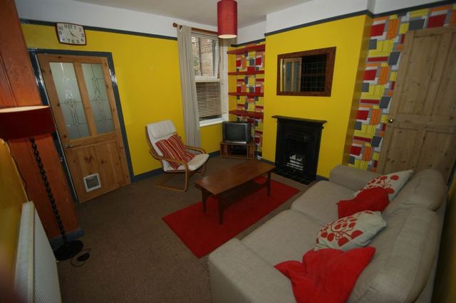  Image of 2 bedroom Terraced house for sale in Harcourt Road Forest Fields Nottingham NG7 at Harcourt Road Forest Fields Nottingham, NG7 6PZ
