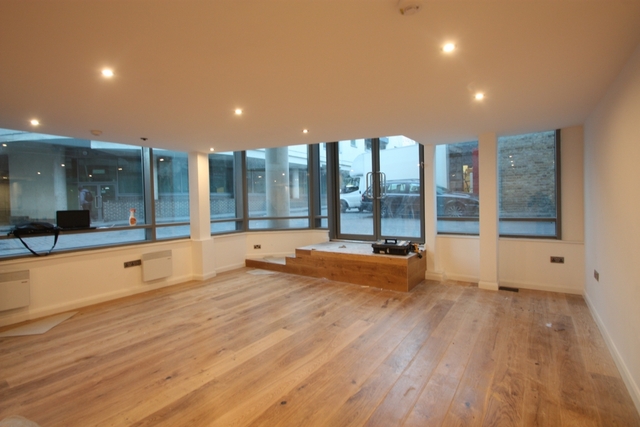  Image of 1 bedroom Detached house to rent in Hardwicks Square London SW18 at London, SW18 4JS