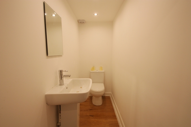  Image of 2 bedroom Detached house to rent in Hardwicks Square London SW18 at London, SW18 4JS