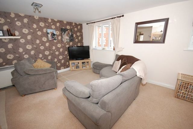  Image of 2 bedroom Flat for sale in Harris Close Frome BA11 at Harris Close  Frome, BA11 5JY