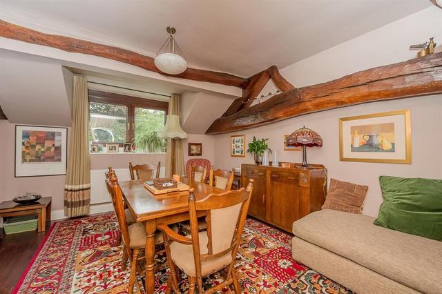  Image of 2 bedroom Flat for sale in Harrogate Road Greengates Bradford BD10 at Bradford  Calverley, BD10 0RB