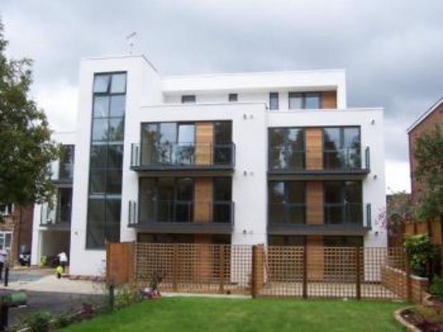  Image of 1 bedroom Flat to rent in Kenton Road Harrow HA3 at Kenton Road  Harrow, HA3 8LS
