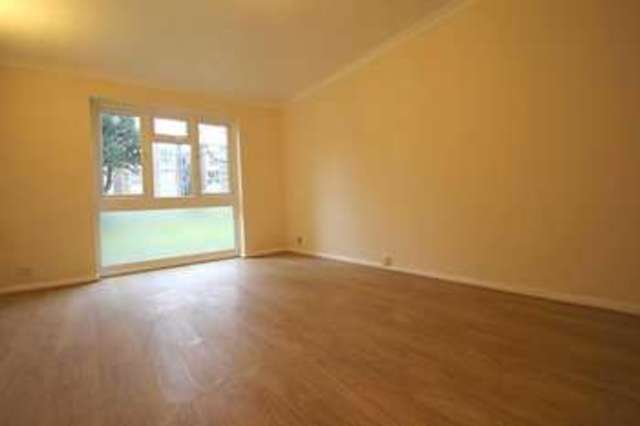  Image of 1 bedroom Flat to rent in Eaton Road Sutton SM2 at Harrow Lodge 28 Eaton Road Sutton, SM2 5EE
