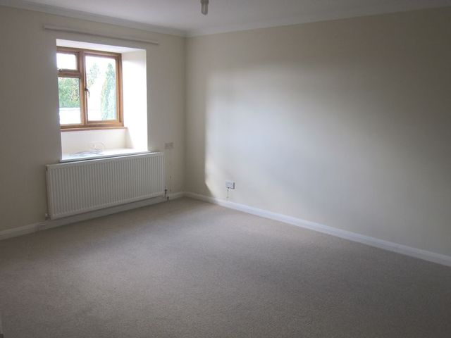 Image of 3 bedroom Detached house to rent in Harvest Road Englefield Green Egham TW20 at Harvest Road Englefield Green Egham, TW20 0QT