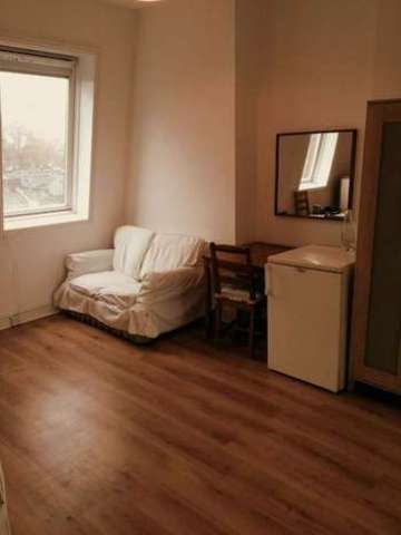  Image of 1 bedroom Flat to rent in Harwood Road London SW6 at Harwood Road  London, SW6 4QL