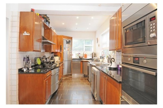  Image of 5 bedroom Detached house for sale in Haslemere Gardens London N3 at FINCHLEY  London, N3 3EA