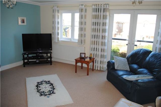  Image of 4 bedroom Town House for sale in Hastings Road Bexhill-on-Sea TN40 at East Sussex, TN40 2NH