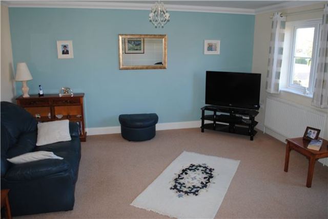  Image of 4 bedroom Town House for sale in Hastings Road Bexhill-on-Sea TN40 at East Sussex, TN40 2NH