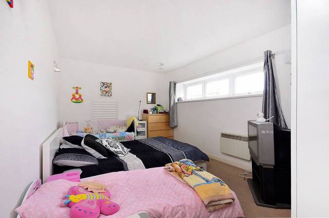  Image of 2 bedroom Flat for sale in Hatcham Park Mews London SE14 at Hatcham Park Mews  New Cross, SE14 5PY