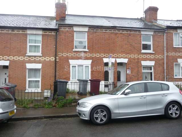  Image of 4 bedroom Terraced house to rent in Hatherley Road Reading RG1 at Hatherley Road  Reading, RG1 5QE