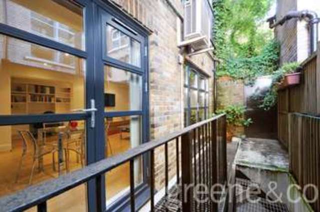 Image of 2 bedroom Flat for sale in Hatton Place London EC1N at Clerkenwell  Farringdon, EC1N 8RU